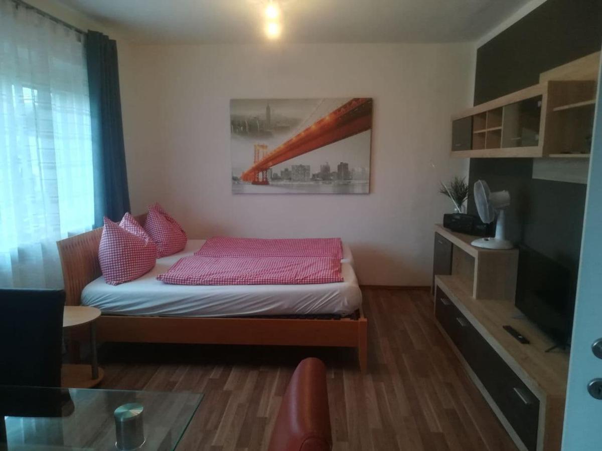 Zentral Gelegene, Sehr Ruhige Und Helle Wohnung Graz Extérieur photo