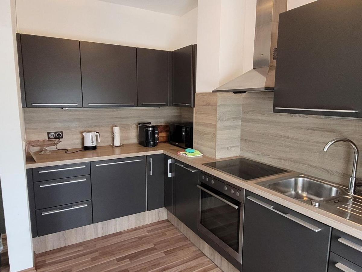 Zentral Gelegene, Sehr Ruhige Und Helle Wohnung Graz Extérieur photo