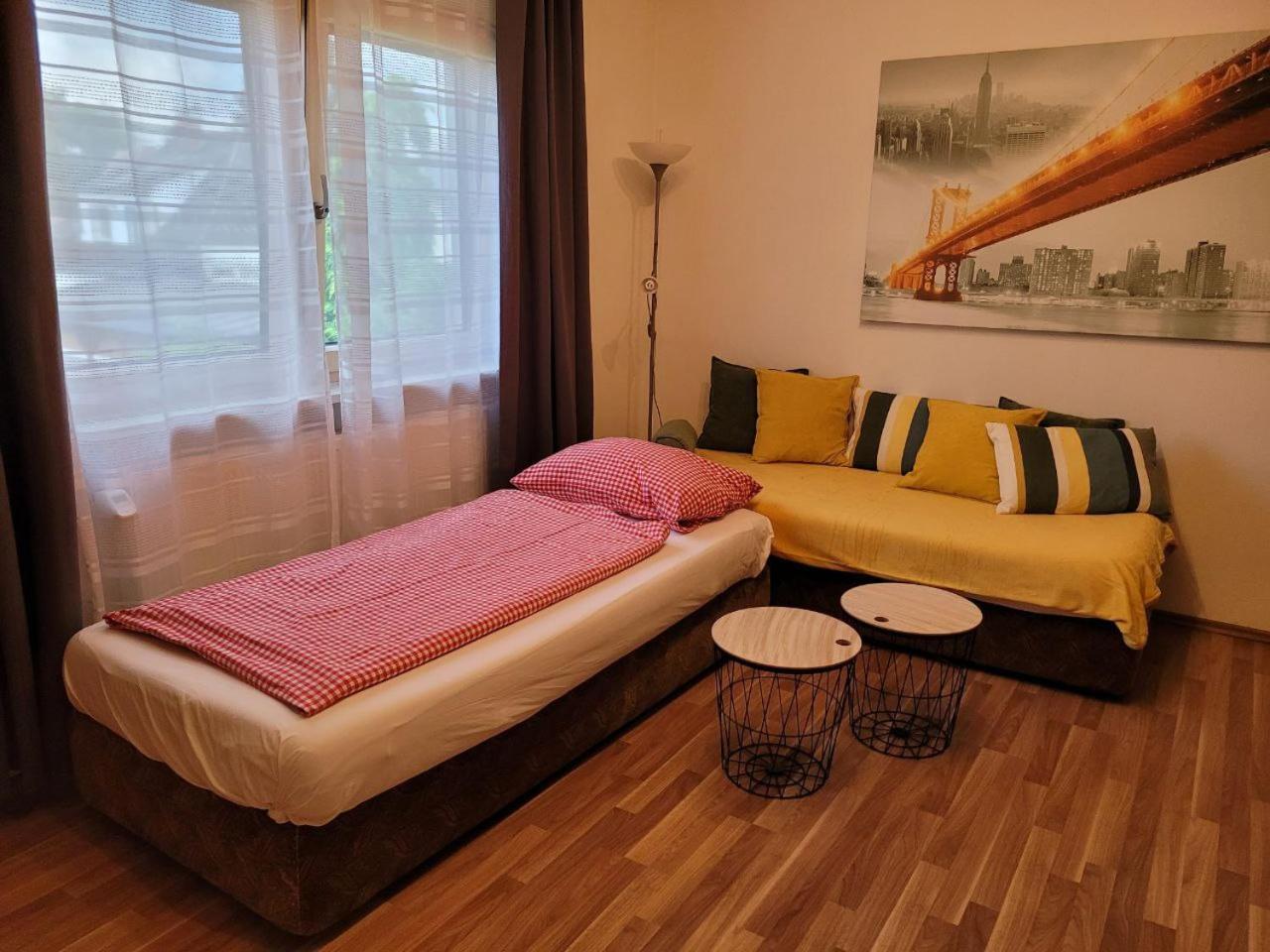 Zentral Gelegene, Sehr Ruhige Und Helle Wohnung Graz Extérieur photo